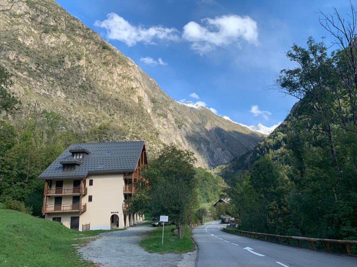 Ferienwohnung Venosc-Les 2 Alpes , Rez De Jardin Exterior foto